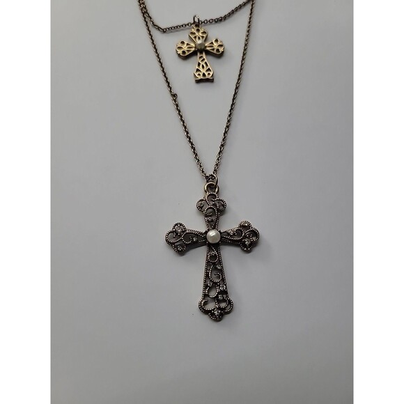 Vintage Necklace Chain Gold Tone Cross Pendant Crystal White Bead Jewelry - Picture 12 of 14